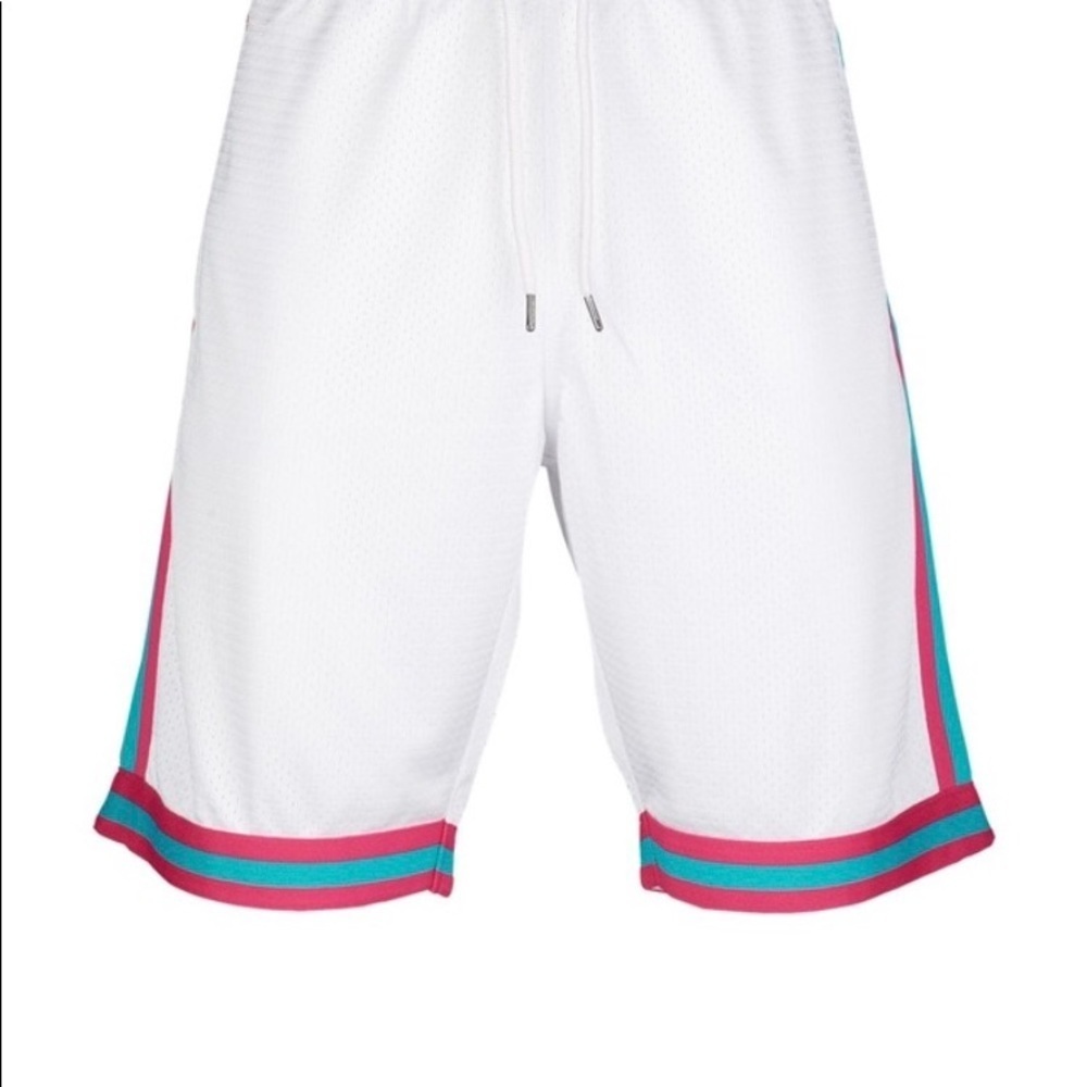 Bespoke Shorts Various sizes - Picture 4 of 8